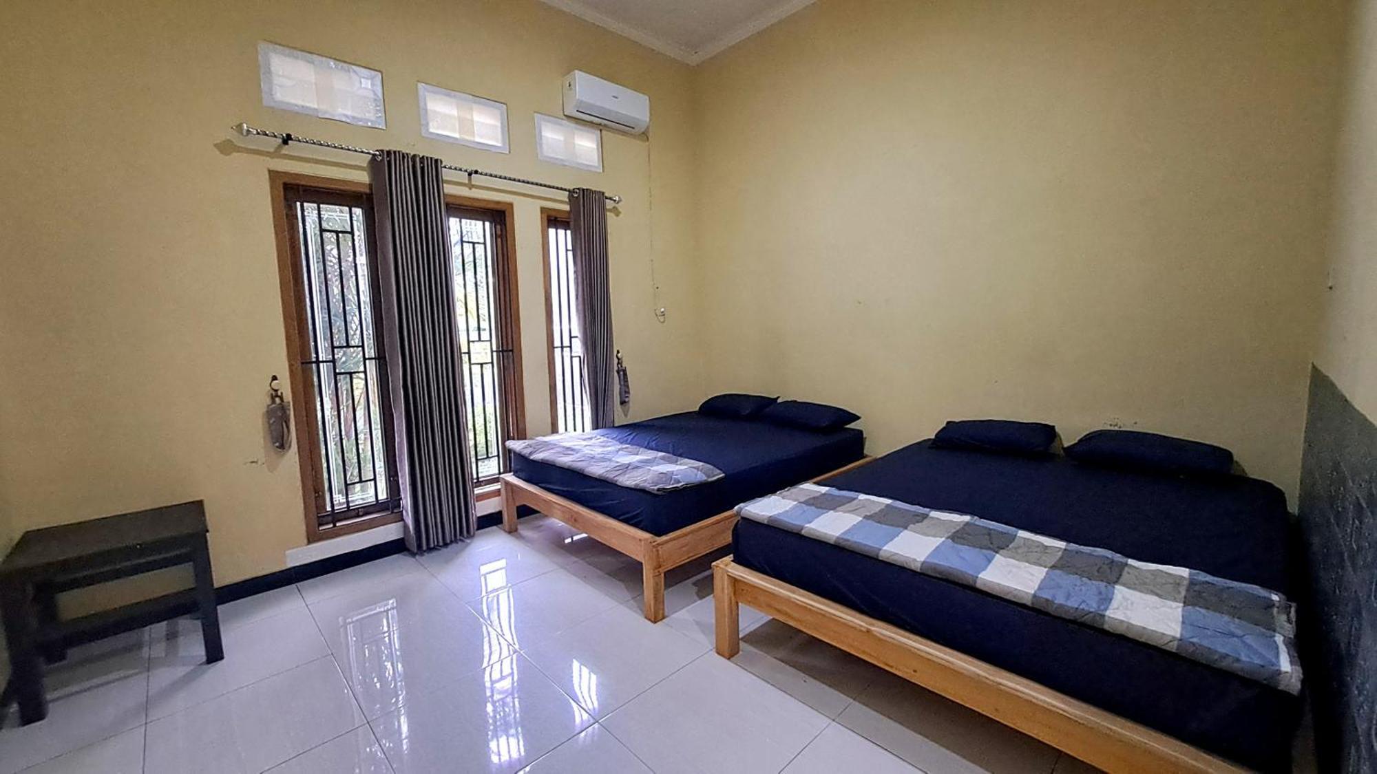 Ijen And Tour Homestay Banyuwangi (East Java)