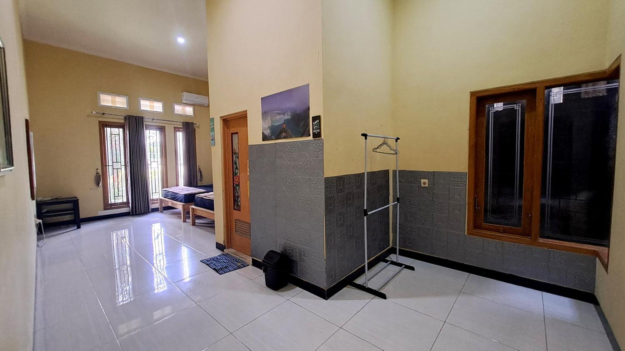 Homestay Ijen And Tour *